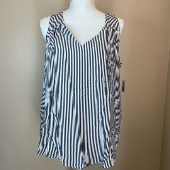 New! Old Navy| Large|Sleeveless top| striped | Fit and flare| soft| Loose - Picture 2 of 10